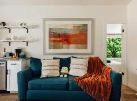 Modern SoCo Stay with King Bed, Dedicated Workspace & Walkable to Cafes