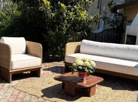 Villa Maison Ellen - Luxury Garden, Colli Euganei, hotelli kohteessa Galzignano