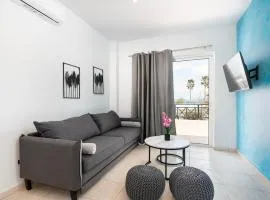 Azure Edge - Seafront View - Beach Stay