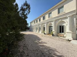 HOTEL LE FLOREAL, khách sạn ở Le Soler