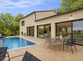 Eden View Villa - Vue panoramique et piscine à débordement, מלון בNers