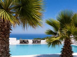 Loft Kaves Pool & Bar Suites, hotelli kohteessa Pýrgos