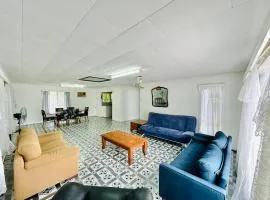 Ocean Cottage - Entire Place in Nukualofa Town Center