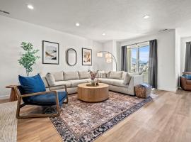 Snowbasin Retreat R5966 Hot Tub By Ski Resorts, Hotel in Mountain Green