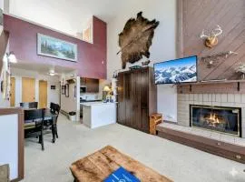 Edgewater 1448 by SummitCove Lodging