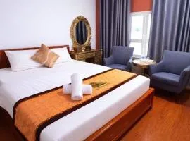 Crowne Hotel - Bui Vien Walking Street 1