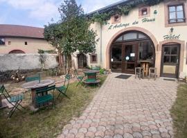 L'auberge du Houx, hotel i La Houssière