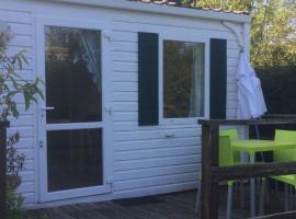 Mobil home au lac - 2 pers. - API-1-52-2129、Verruyesのホテル