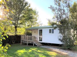 Mobil-home cosy avec terrasse - 3 pers. - API-1-52-2130、Verruyesのホテル