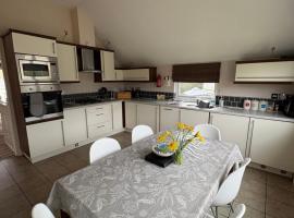 Tydd Saint Giles में, होटल caddys lodge