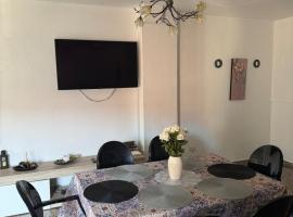 Apartamento Dúplex vacacional – hotel w mieście Burriana