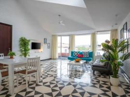 2BHK Minimalist Flat Nerul Goa, hotel en Nerul