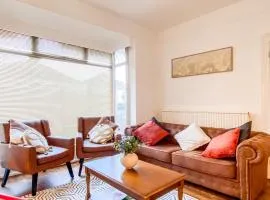 Mumbles 3BED Retreat Near the Seafront