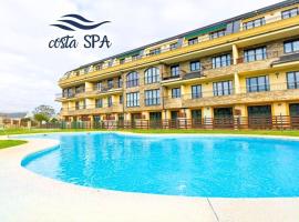Costa SPA Superior de lujo - Playa de las Catedrales, hotell i San Miguel de Reinante