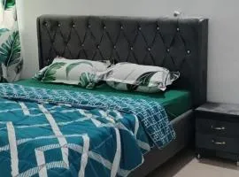 Titre de l'annonce Appartement Maison Sipim aéroport, zone 4 4 pièces