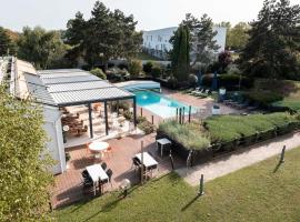 Novotel Chartres, hotel di Chartres