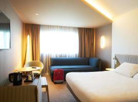 Novotel Reims Tinqueux: Reims şehrinde bir otel