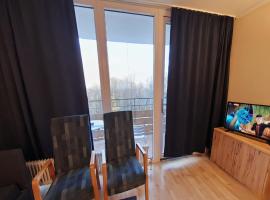 Familienappartement Marianne mit Pool und Sauna, hotel u gradu Frajung