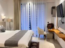 Luxury Apartment in Omaxe Hazratganj