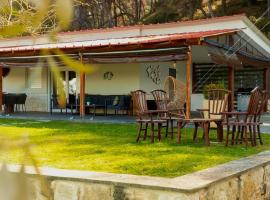 Villa Josh, готель у місті Посіді