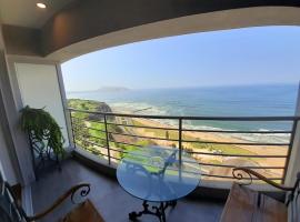 Ocean Breeze & City Vibes Luxury Stay in Lima, Hotel in Lima