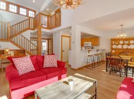Near Slopes, Trails & Fun! Camelback Townhome