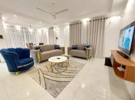 Nyali Luxe stay-3BR with AC WIFI Netflix