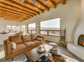 Panoramic Mtn Views! Serene Gem in Ranchos De Taos