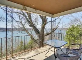 Stay on the Strip! Lake Ozark Gem with Pool Access
