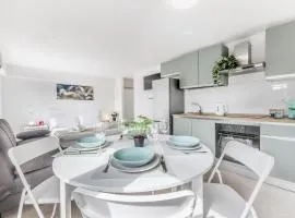 Terrace with a view Near Ospedale San Pietro