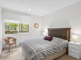 Breakers Holiday House