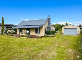 'Muriwai Lakehouse', Hotel in Manapouri