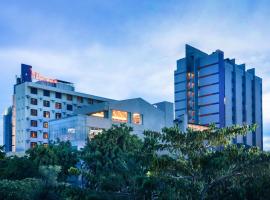 Mercure Surabaya Grand Mirama, hotel v destinácii Surabaya