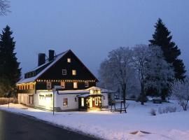 Hotel Zum Kranichsee, hotel v destinaci Weitersglashütte
