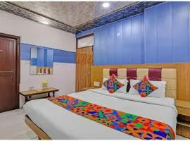 Hotel K G Palace 5 mins from NDLS Railway Station