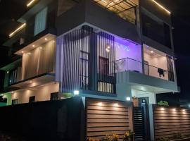 Devyani Villa | Luxury 4 BHK Villa with Pool, hotel Ó-Goában