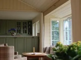 Scenic Mountain View House on the Panoramic Road