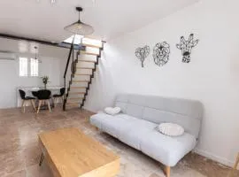 Cozy loft with terrace & air conditioning