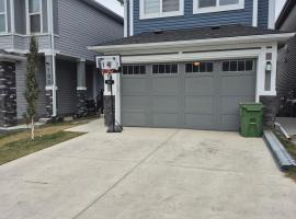 Authentic Suite - New Cozy 1 BR 1 Bath, 2 Guest, hotell sihtkohas YYC