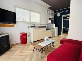 菊201 札幌中心部まで2駅の古民家アパートメント静かな場所でゆっくりと地下鉄まで徒歩4分の好立地