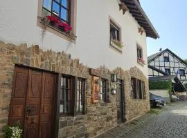 Haus am Burgturm Kronenburg