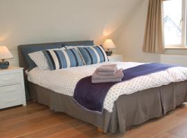 Brookview Guest House, B&B in London