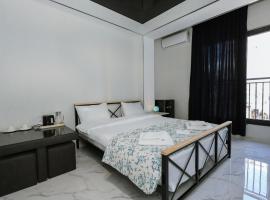Anna's Garden Hotel, hótel í Tbilisi City