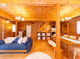 Shiga Lakeside Loghouse Kitoge 2, hotel in Takashima