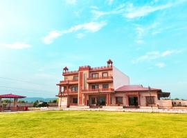 Infinity Hotel & Resort, Chikani , Alwar, hotel i Alwar