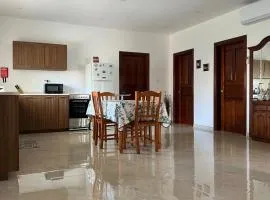 Large 2-Bedroom Apartment near Airport - Mqabba
