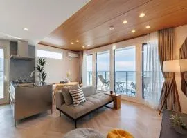 Vista sole mare 都会を離れて海のそばへ 日本海一望の5階ならではの空間