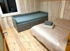 A&G Sodyba SVEČIU NAMELIS KAMBARYS