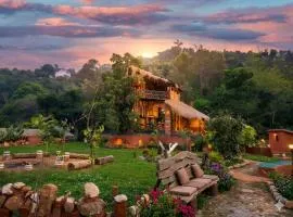 Taiga Forest Mountain Tree house