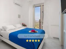 La Castellana Apartments, vista panoramica sul mare, nel cuore storico di Carini, a due passi dal Duomo e dal castello